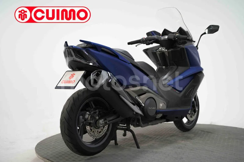 Kymco AK 550 - Vista 4