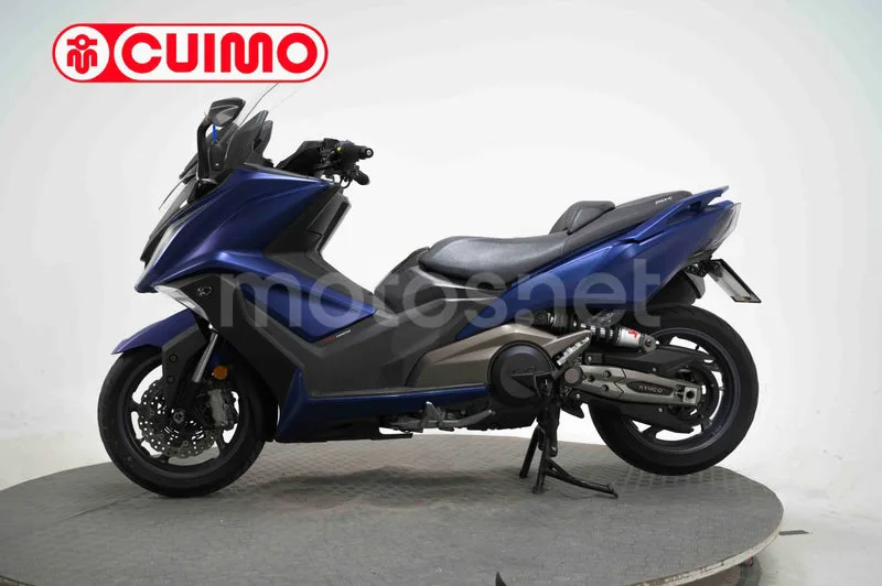 Kymco AK 550 - Vista 8