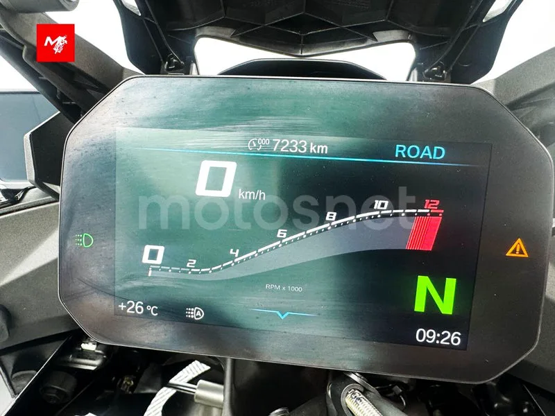 BMW S 1000 XR - Vista 10