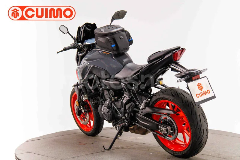 Yamaha MT-07 - Vista 6