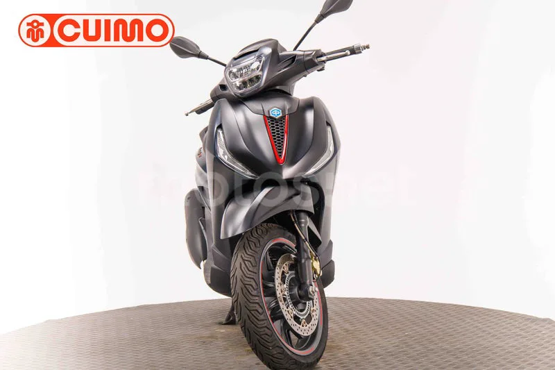 Piaggio Beverly 300 - Vista 10