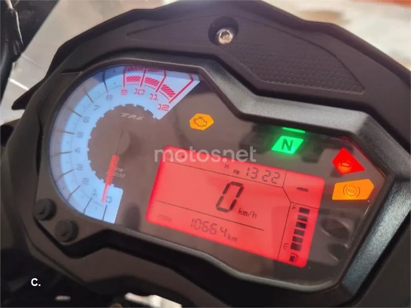 Benelli TRK 502 - Vista 14