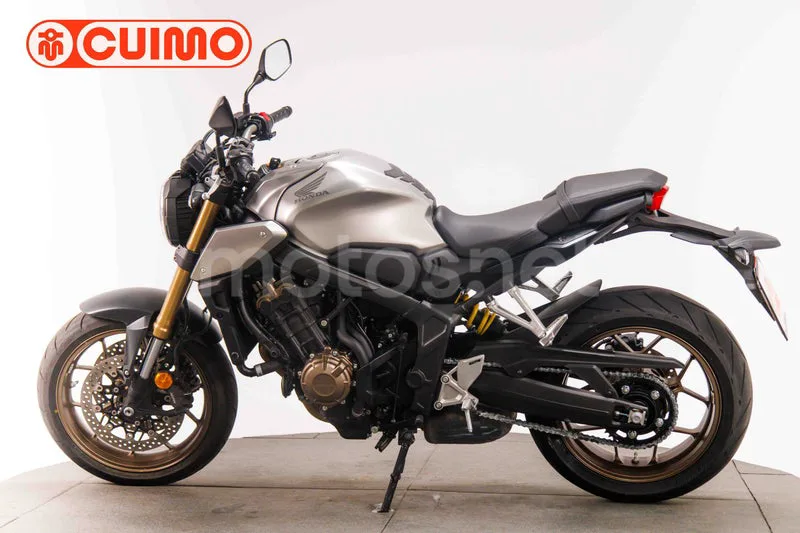 Honda CB650R - Vista 8