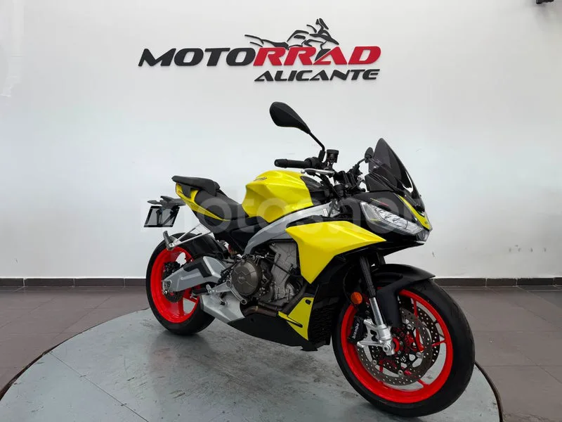 Aprilia Tuono 660 - Vista 15