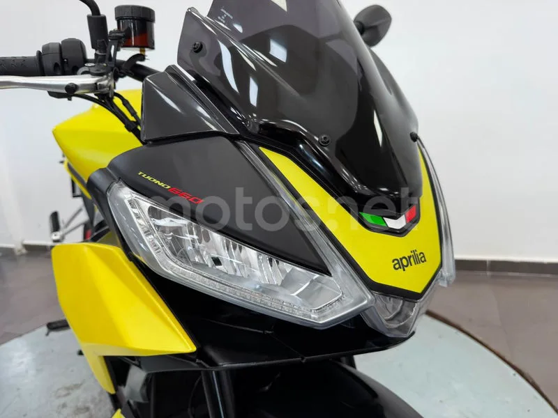 Aprilia Tuono 660 - Vista 20