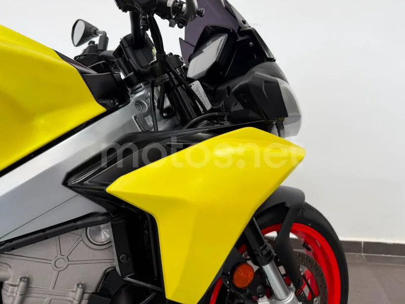 Aprilia Tuono 660 - Vista 6