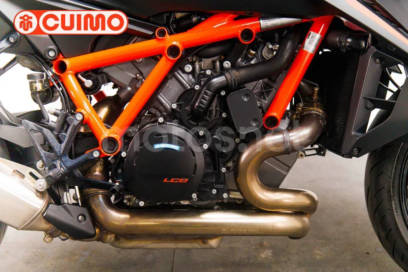 KTM 1390 Super Duke R - Vista 13