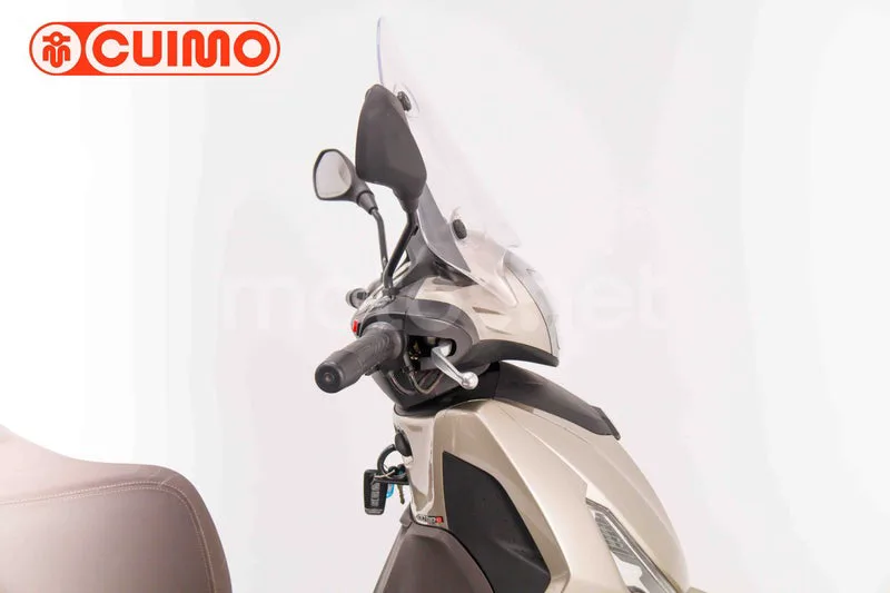 Piaggio Beverly 400 - Vista 13
