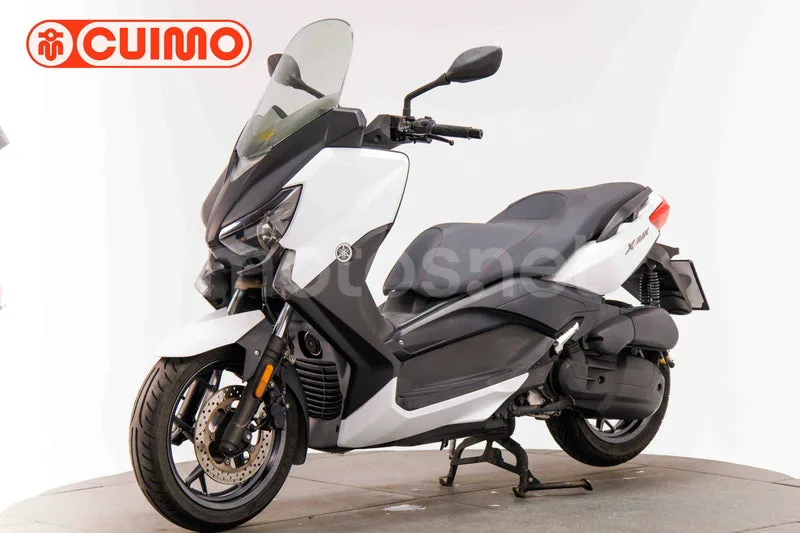 Yamaha XMAX 125 - Vista 9