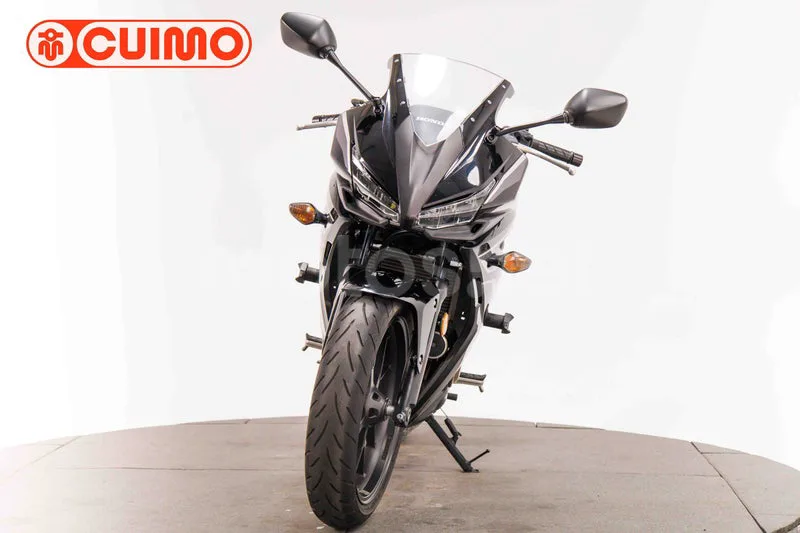 Honda CBR500R - Vista 11