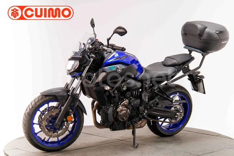 Yamaha MT-07 - Vista 9