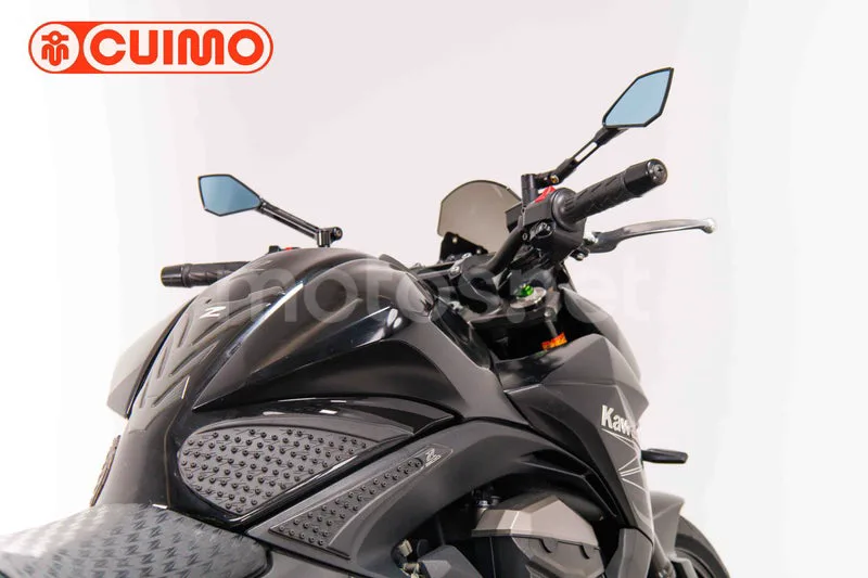 Kawasaki Z800 - Vista 18