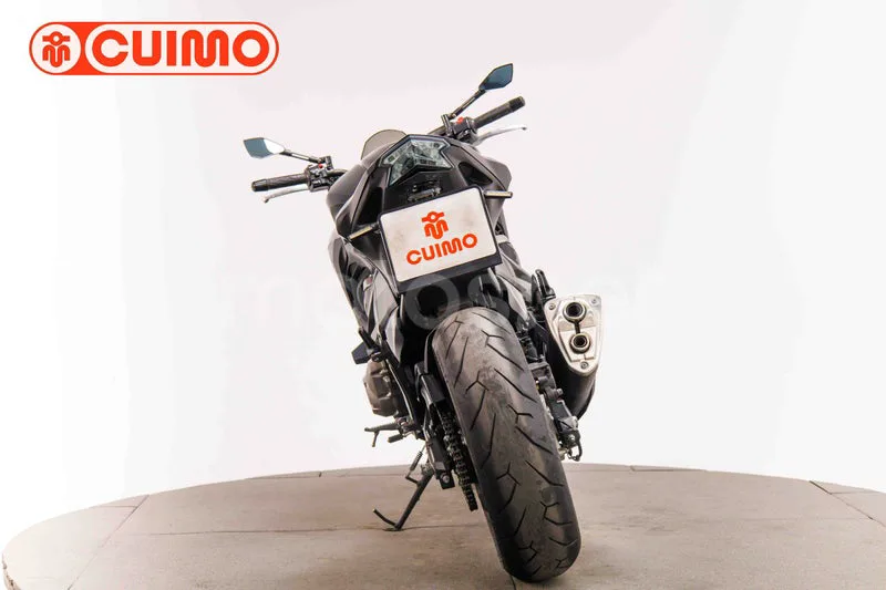 Kawasaki Z800 - Vista 5