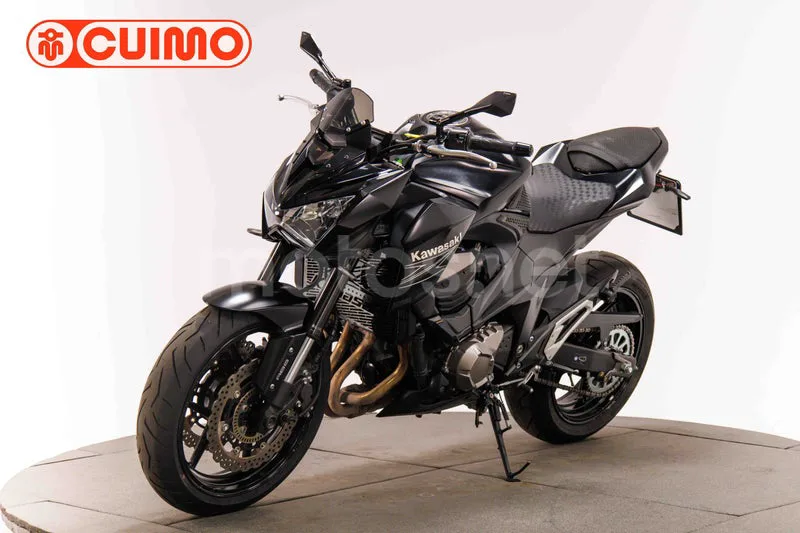 Kawasaki Z800 - Vista 9