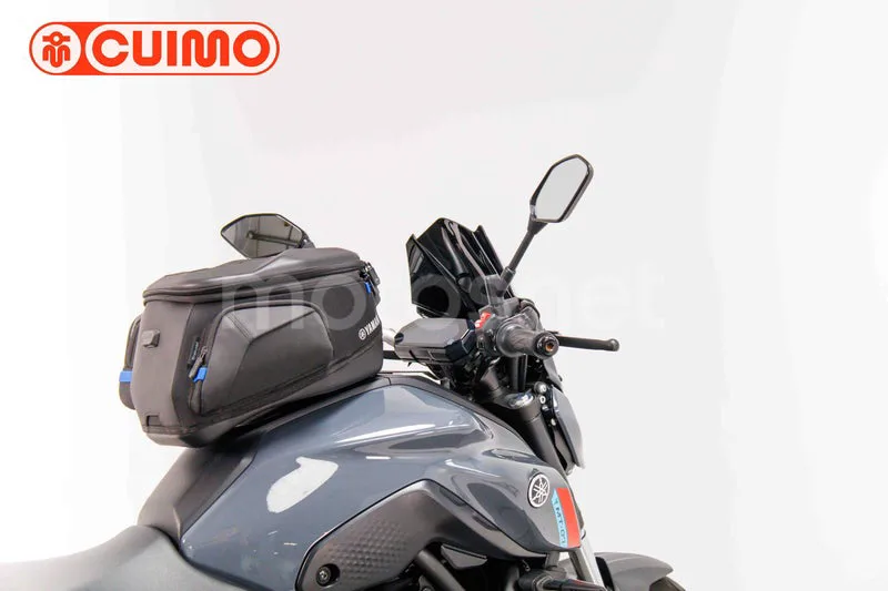Yamaha MT-07 - Vista 18