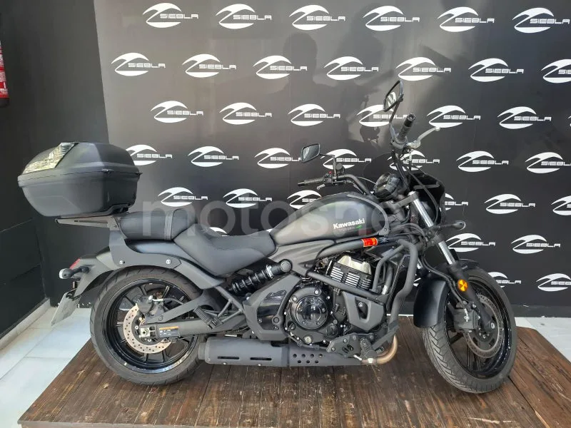 Kawasaki Vulcan S - Vista 3