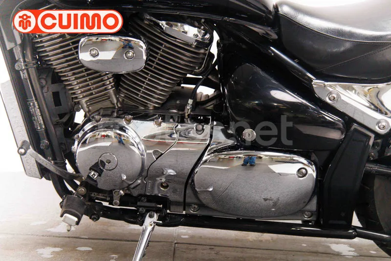 Suzuki Intruder M800 - Vista 26