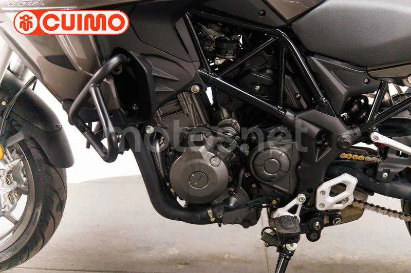 Benelli TRK 502 - Vista 19