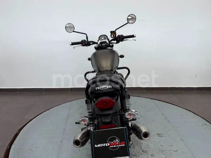 Triumph Speed Twin 900 - Vista 4