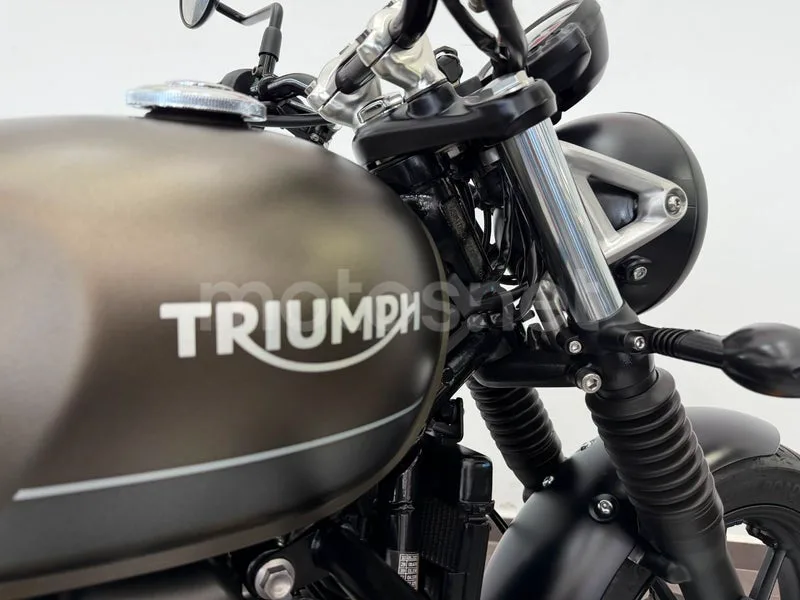 Triumph Speed Twin 900 - Vista 9