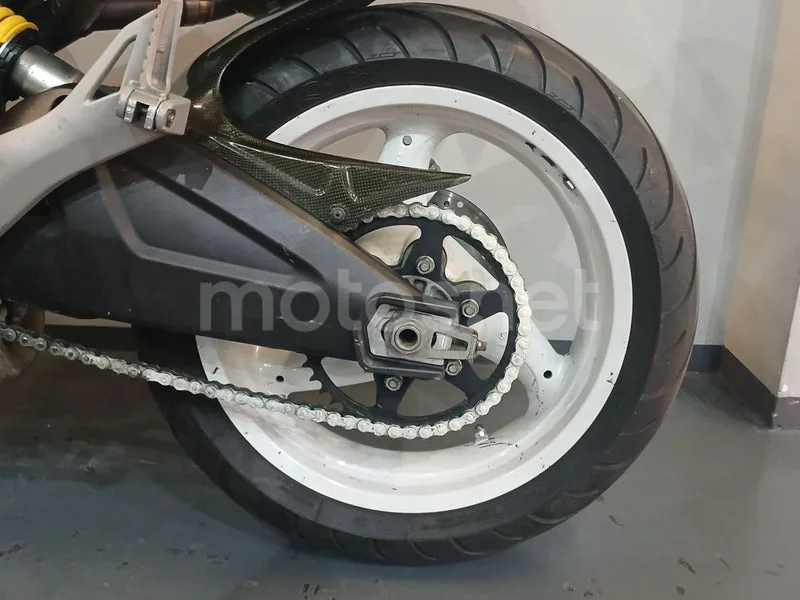 Ducati Monster 696 - Vista 15