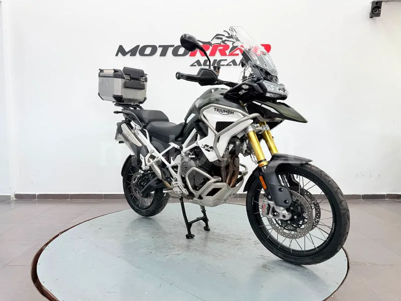 Triumph Tiger 1200 - Vista 8
