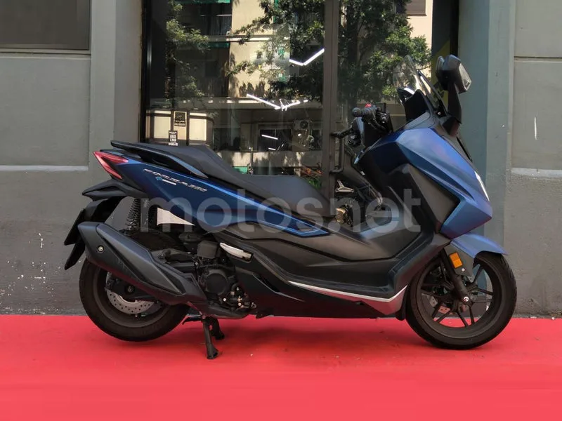 Honda Forza 350 5090 € 2024 Barcelona - 1