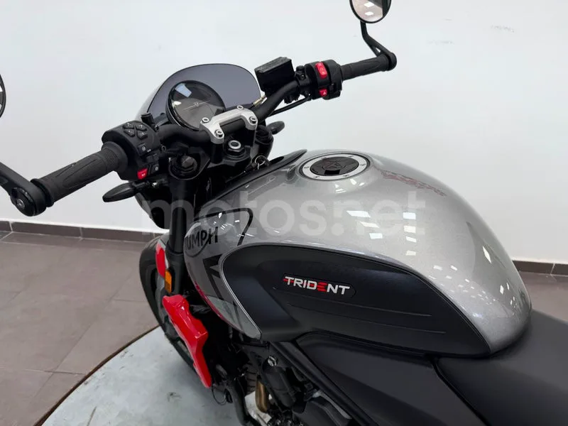 Triumph Trident 660 - Vista 11