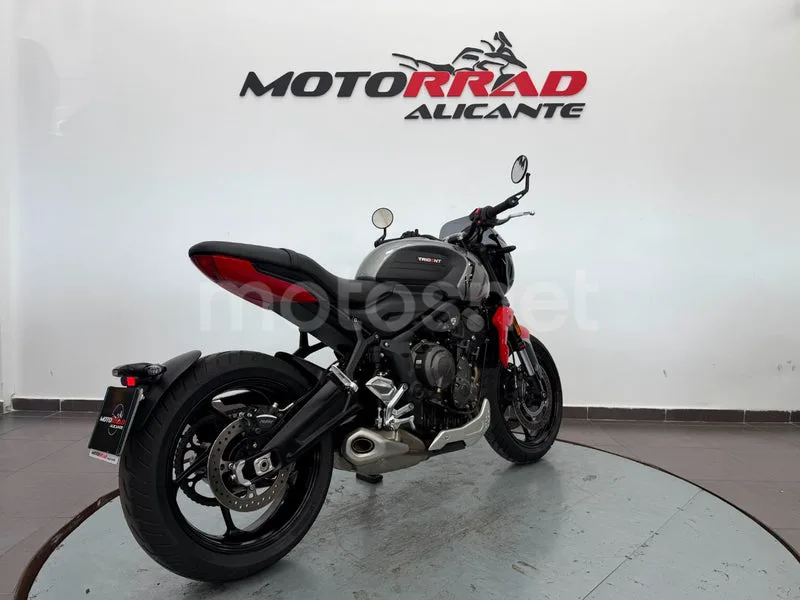 Triumph Trident 660 - Vista 3
