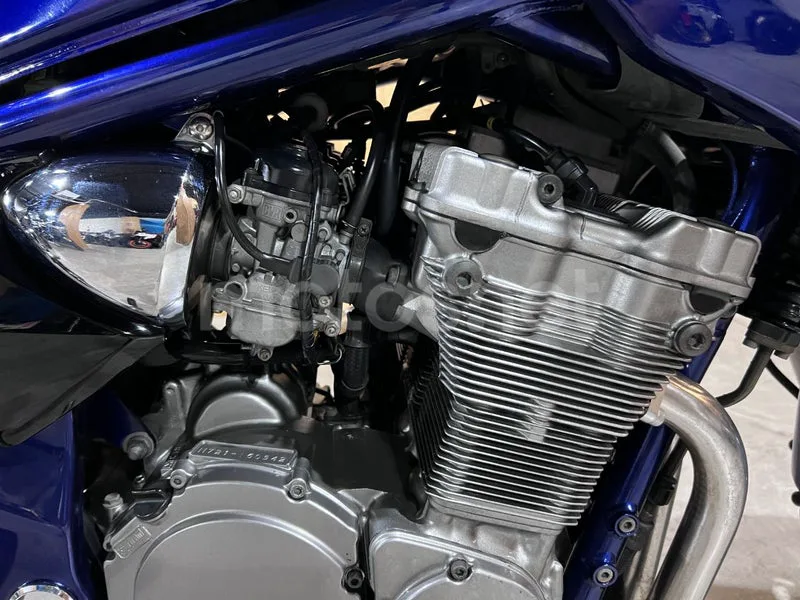 Suzuki Bandit 600S - Vista 25