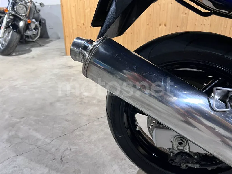 Suzuki Bandit 600S - Vista 33
