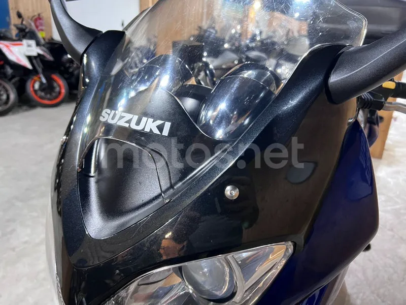 Suzuki Bandit 600S - Vista 44