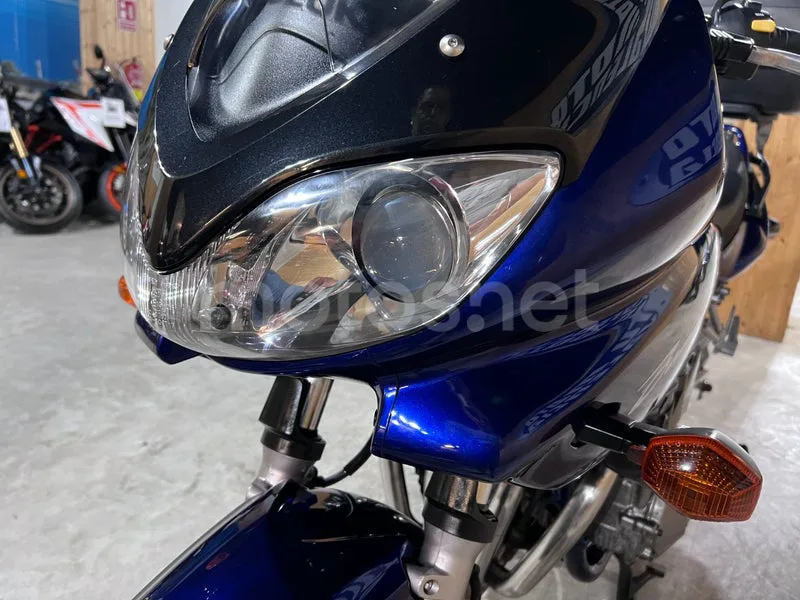 Suzuki Bandit 600S - Vista 45