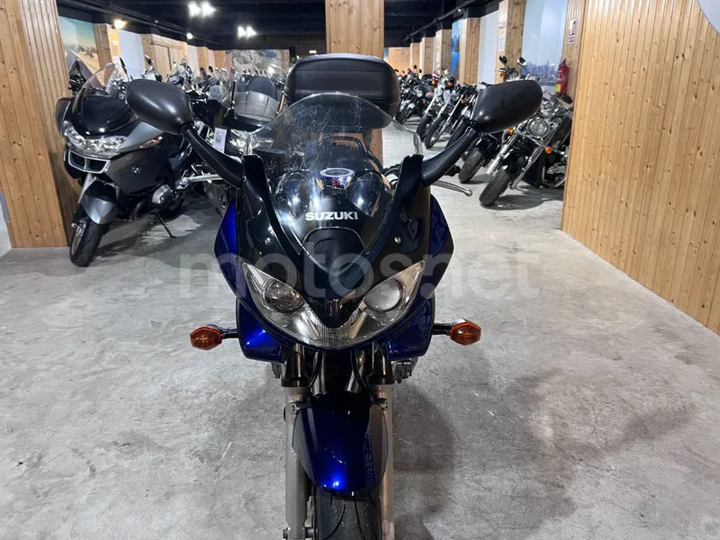 Suzuki Bandit 600S - Vista 9
