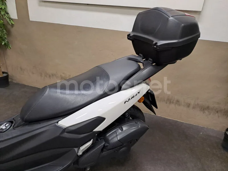 Yamaha NMAX - Vista 14