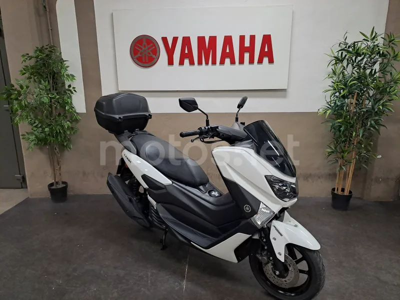 Yamaha NMAX - Vista 3