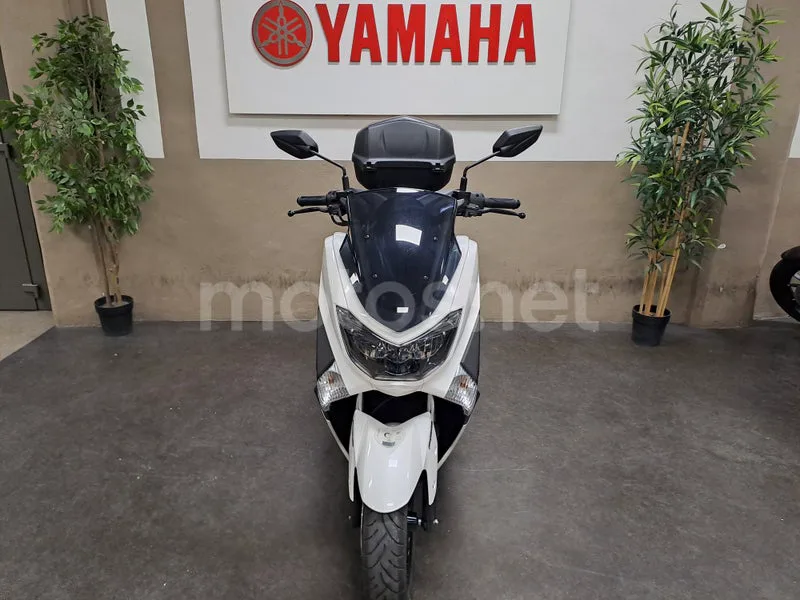 Yamaha NMAX - Vista 6
