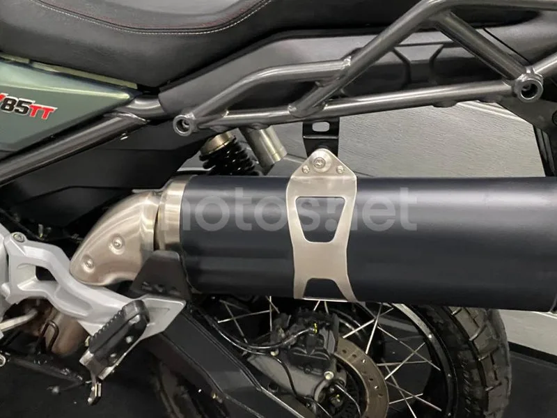 Moto Guzzi V85 TT - Vista 16