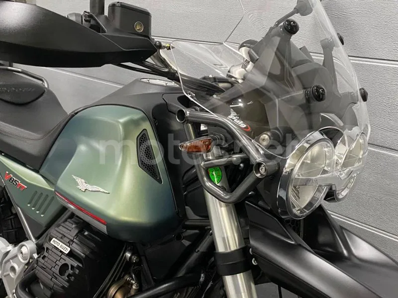 Moto Guzzi V85 TT - Vista 9