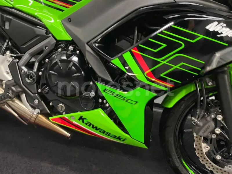 Kawasaki Ninja 650 - Vista 5