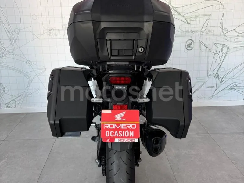Honda NT1100 - Vista 8