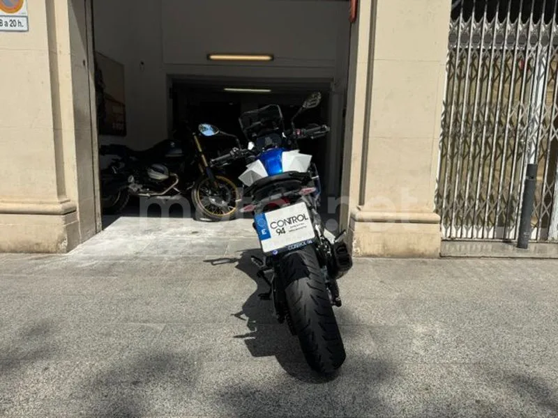BMW F 900 XR - Vista 9