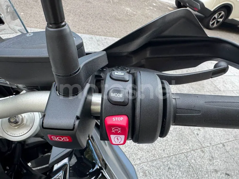 BMW F 900 GS - Vista 8