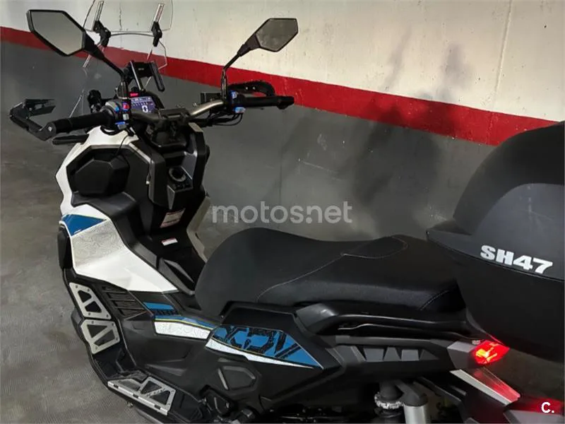 Keeway Vieste 300 XDV - Vista 11