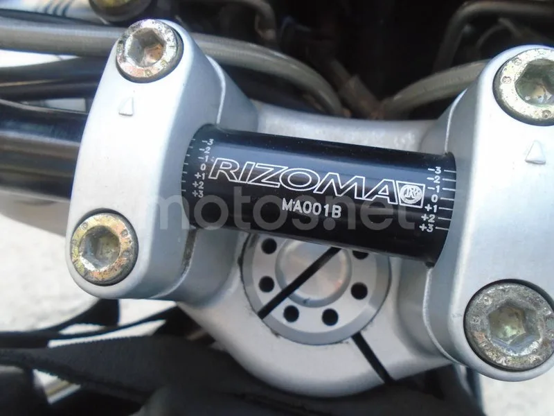 Ducati Monster 620 Dark IE - Vista 21