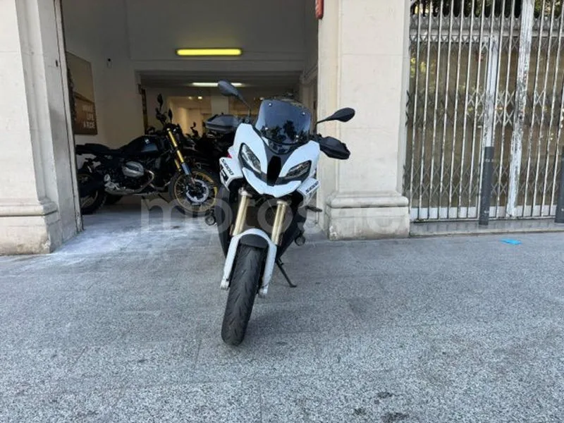 BMW S 1000 XR - Vista 3