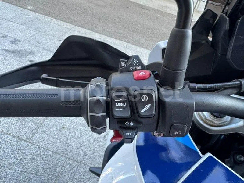 BMW S 1000 XR - Vista 7
