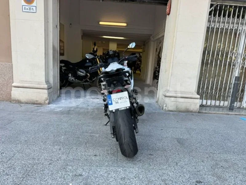 BMW S 1000 XR - Vista 9
