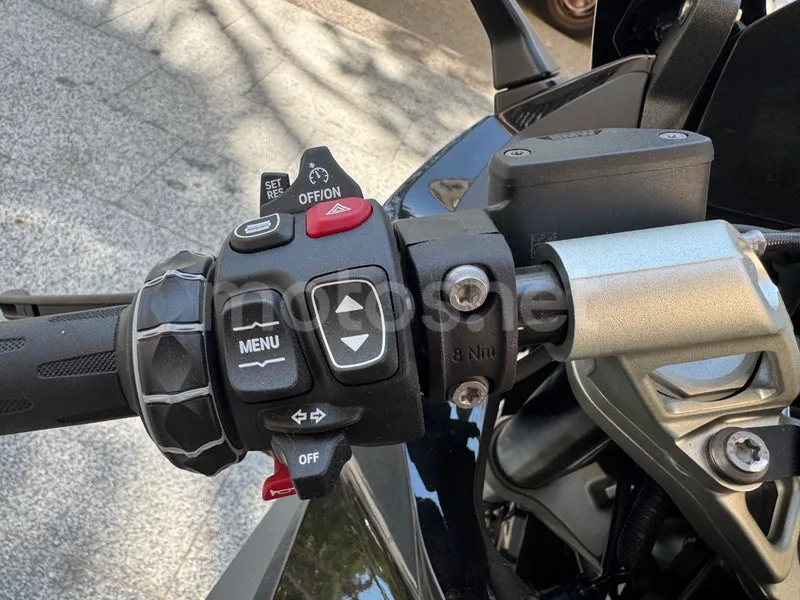 BMW R 1300 RS - Vista 7