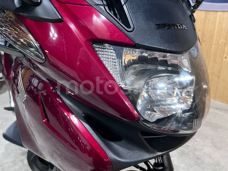 Honda NT700V Deauville - Vista 13